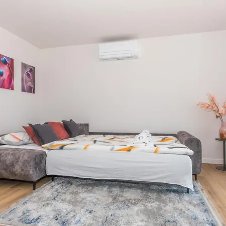 Luxury Adria Sea & View *