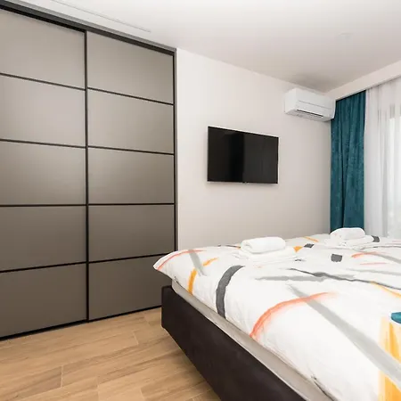 Luxury Adria Sea & View *